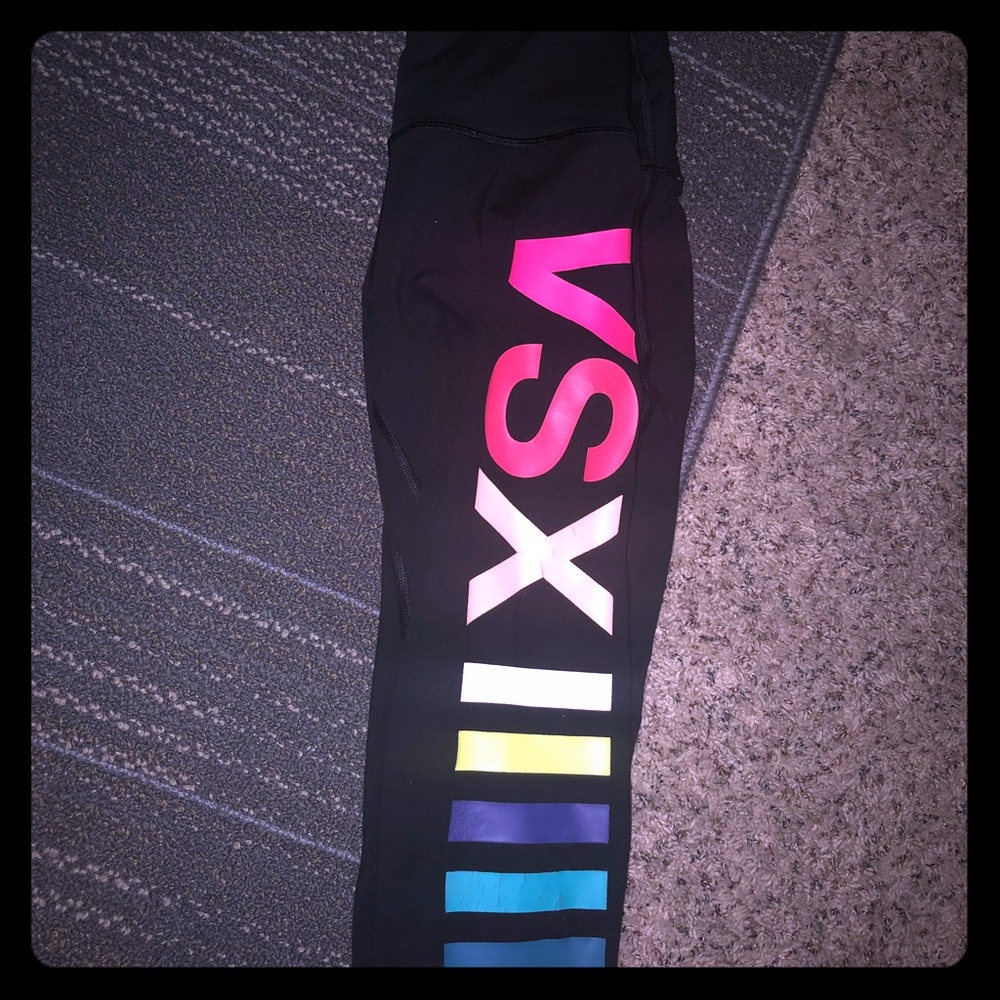 VS pink yoga pants